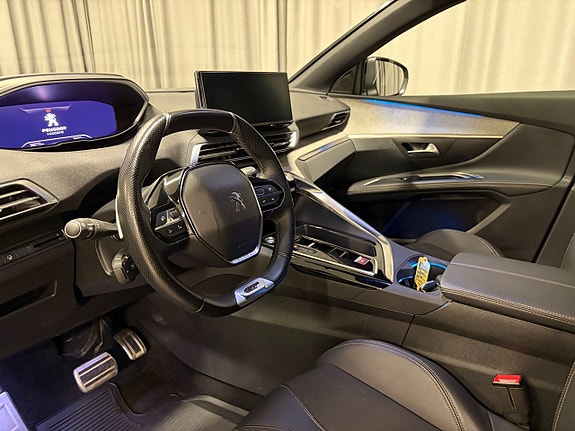 Peugeot 5008 8 of 16