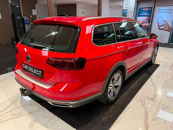 Volkswagen Passat Alltrack 7 of 30