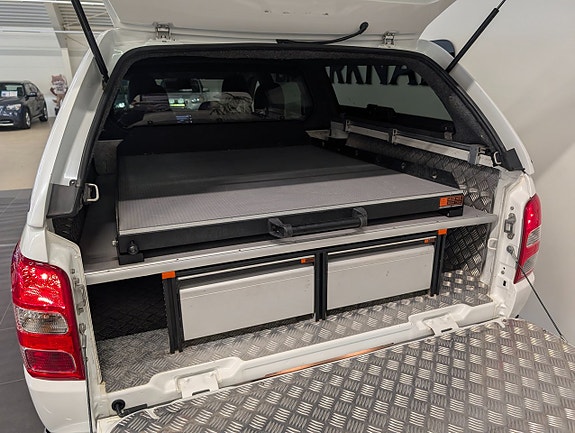 Mitsubishi L200 6 of 25