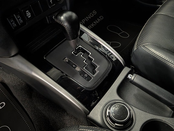 Mitsubishi L200 16 of 25