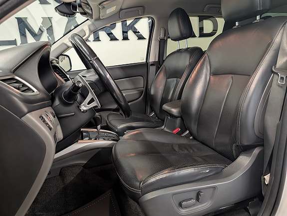 Mitsubishi L200 13 of 25