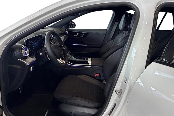Mercedes-Benz C300 e 11 of 15