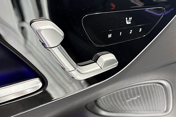 Mercedes-Benz C300 e 12 of 15