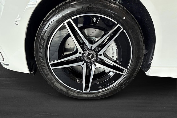 Mercedes-Benz C300 e 5 of 15