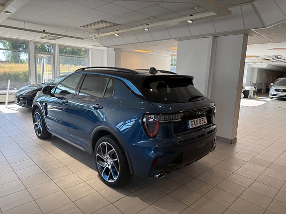 Lynk & Co 01 3 of 20