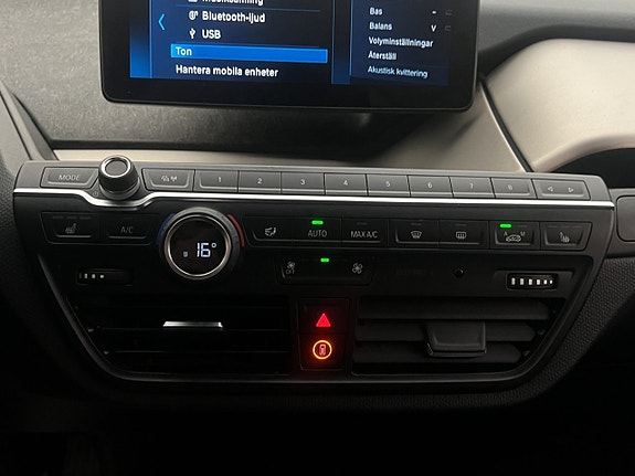 BMW i3s 17 of 29