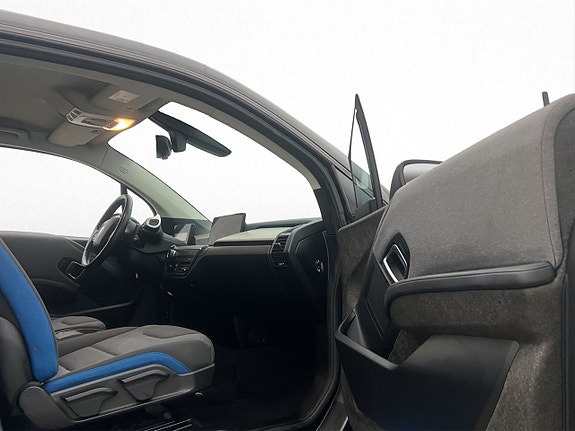 BMW i3s 19 of 29