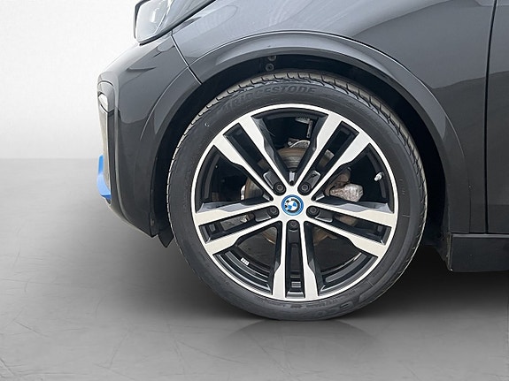 BMW i3s 26 of 29