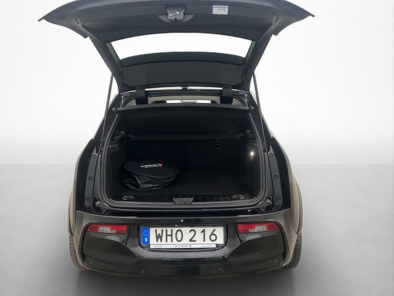 BMW i3s 9 of 29