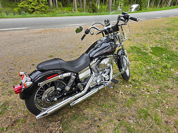 Harley-Davidson Super Glide Custom 6 of 11