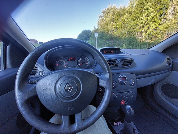 Renault Clio 5 of 6