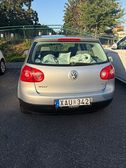 Volkswagen Golf V 4 of 6