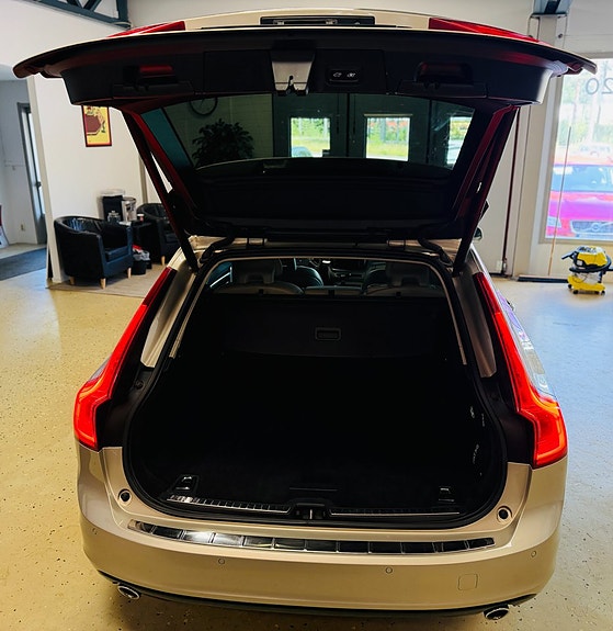 Volvo V90 9 of 23