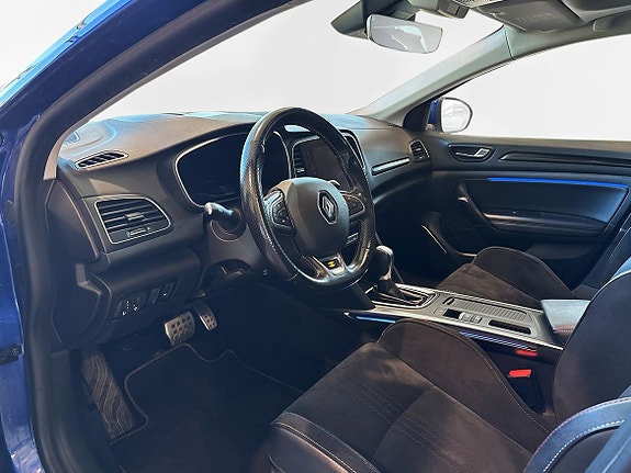 Renault Megane E-Tech 7 of 10