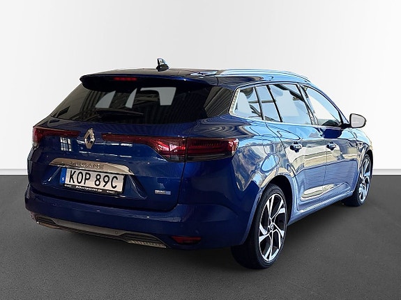 Renault Megane E-Tech 4 of 10