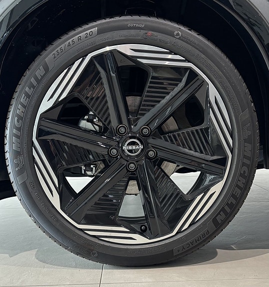 Nissan Qashqai 8 of 25