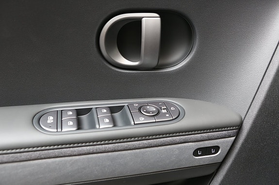 Hyundai Ioniq 5 7 of 19