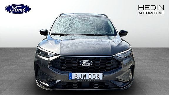 Ford Kuga 8 of 9