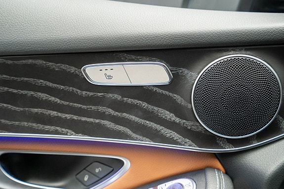 Mercedes-Benz GLC300 de 21 of 21