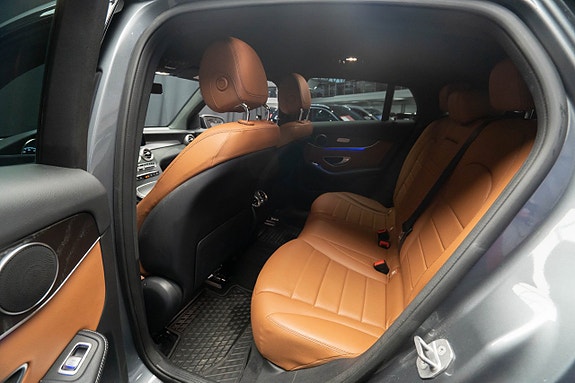 Mercedes-Benz GLC300 de 20 of 21