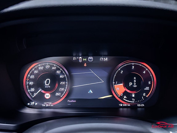 Volvo V60 Cross Country 20 of 30