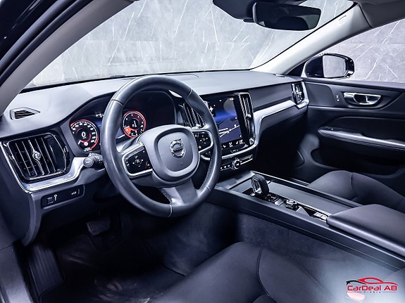 Volvo V60 Cross Country 11 of 30