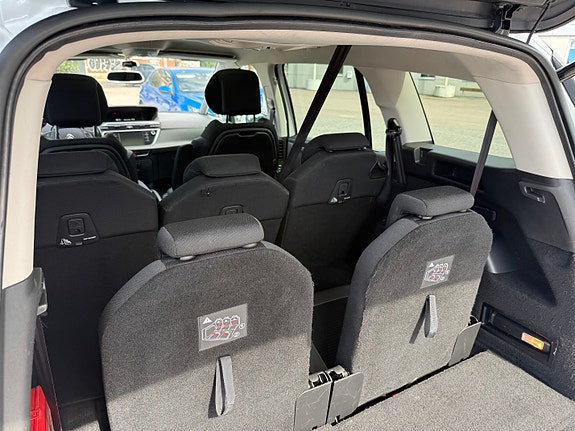 Citroen Grand C4 Picasso 9 of 18