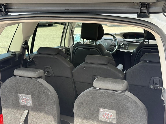 Citroen Grand C4 Picasso 8 of 18