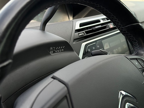 Citroen Grand C4 Picasso 10 of 18