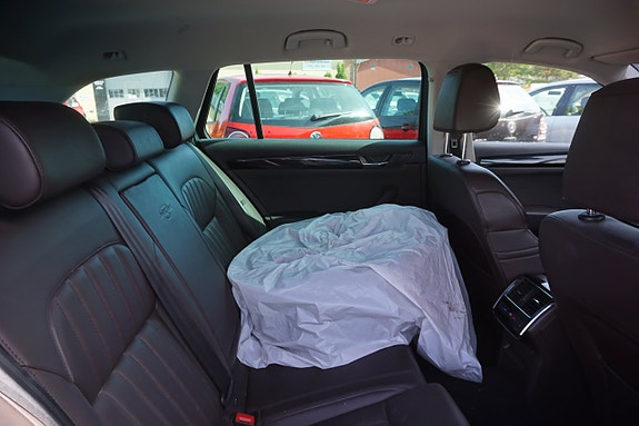 Skoda Superb 6 of 8