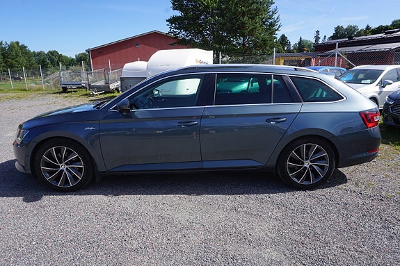 Skoda Superb 4 of 8