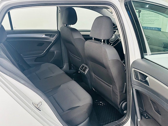 Volkswagen Golf I 14 of 18