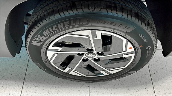 Hyundai Tucson 6 of 9