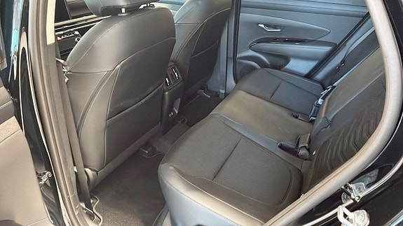 Hyundai Tucson 5 of 9