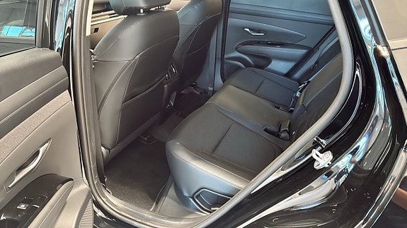 Hyundai Tucson 5 of 10