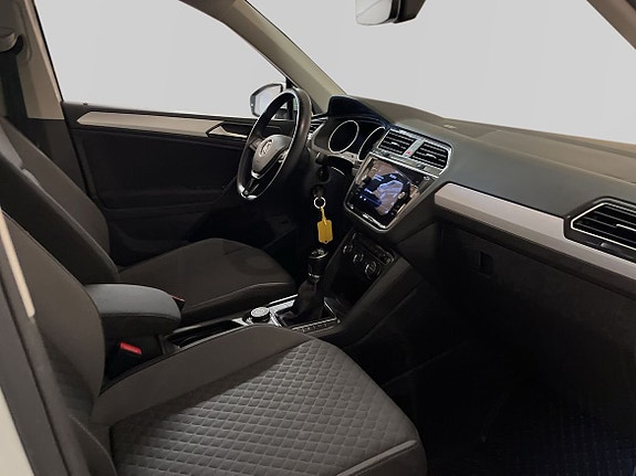 Volkswagen Tiguan 9 of 10