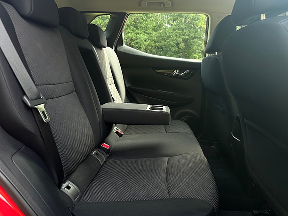 Nissan Qashqai 18 of 30