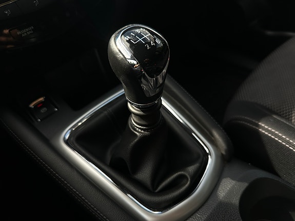 Nissan Qashqai 23 of 30