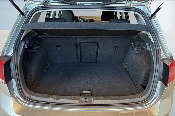 Volkswagen Golf I 17 of 17