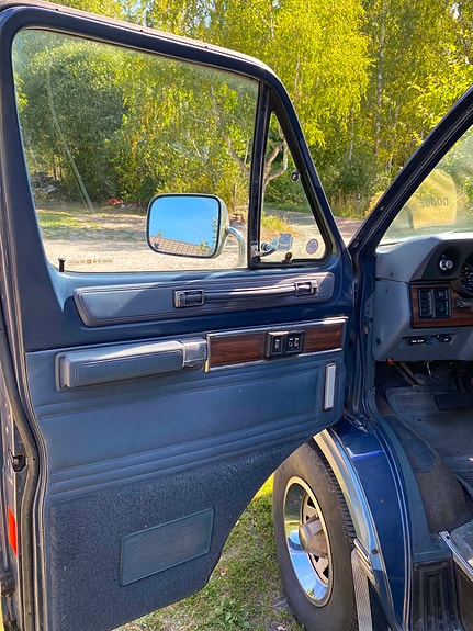 Dodge RAM 2500 6 of 12