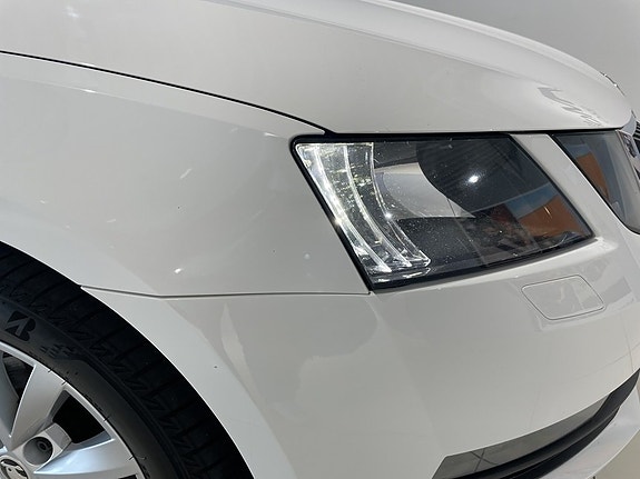 Skoda Octavia 5 of 24