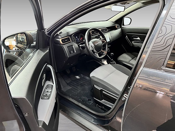 Dacia Duster 10 of 12