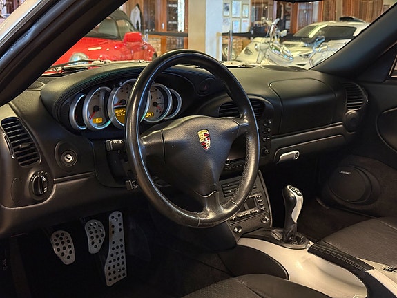 Porsche 911 19 of 30
