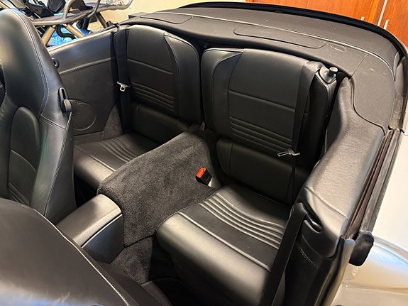 Porsche 911 18 of 30