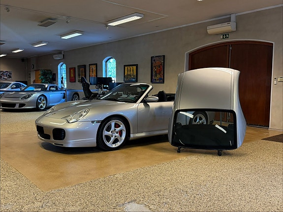 Porsche 911 8 of 30