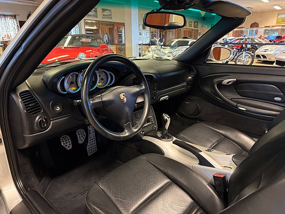 Porsche 911 13 of 30