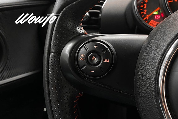 MINI Clubman Cooper 18 of 22