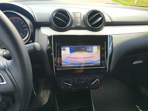 Suzuki Swift 13 of 15