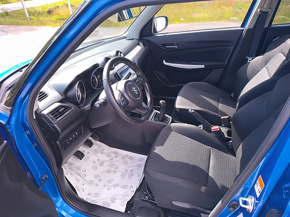 Suzuki Swift 5 of 15