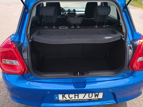 Suzuki Swift 8 of 15
